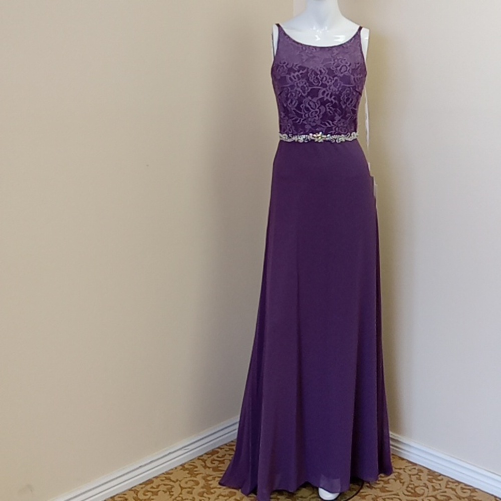 Nwt Fabuluxe size X-small prom dress